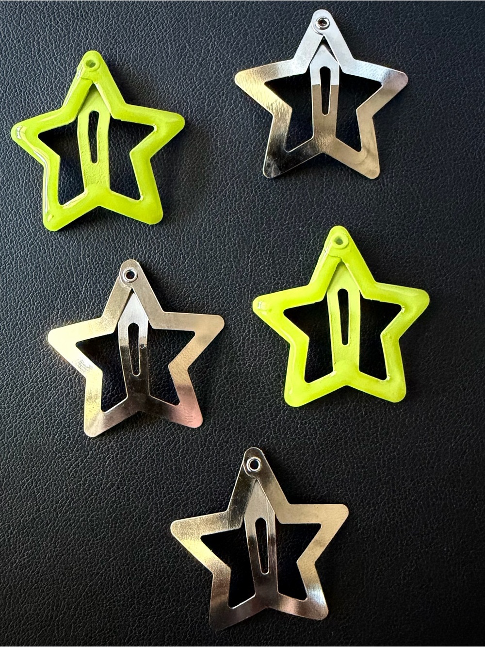 5 Goth Snap Metal Hair Clips Barrettes ~2 Glow in the Dark Green Stars, 3 Silver